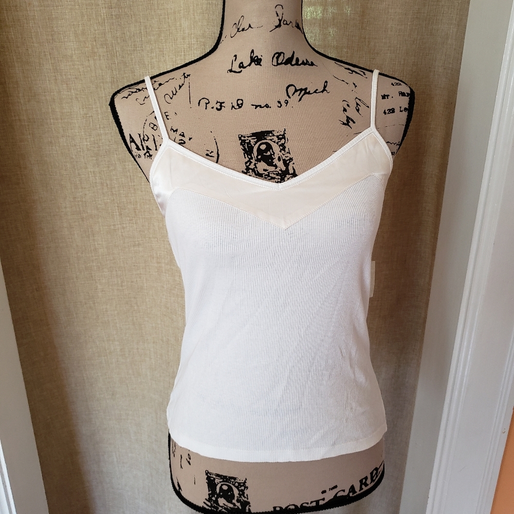 Intuitions white tank, size small, NWT